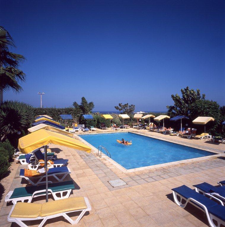 Mandalena Hotel Apartments Protaras Bagian luar foto