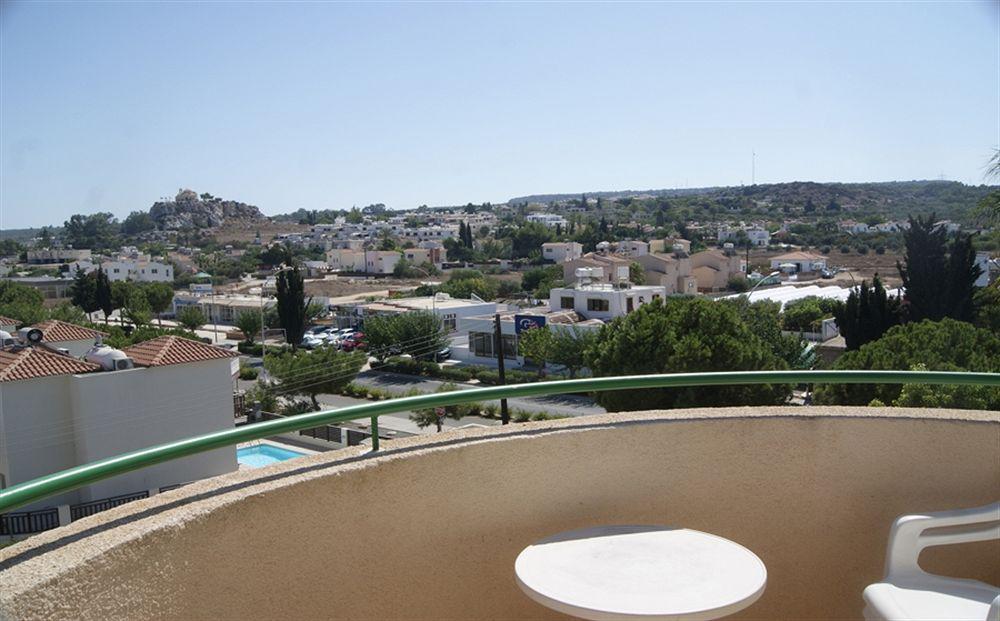 Mandalena Hotel Apartments Protaras Bagian luar foto