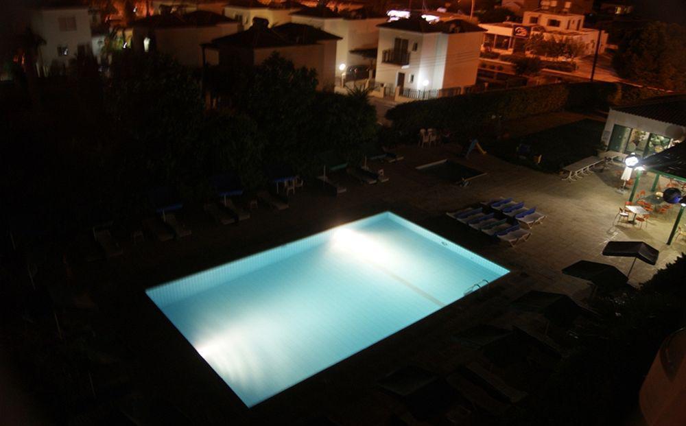 Mandalena Hotel Apartments Protaras Bagian luar foto