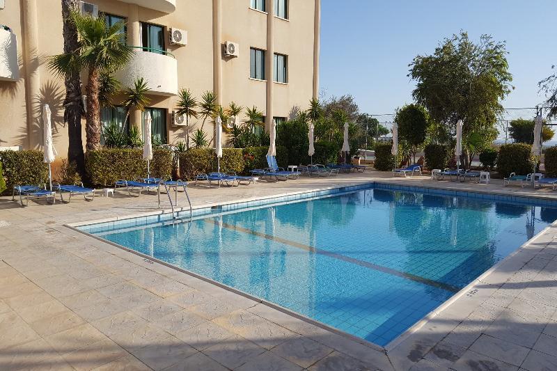 Mandalena Hotel Apartments Protaras Bagian luar foto