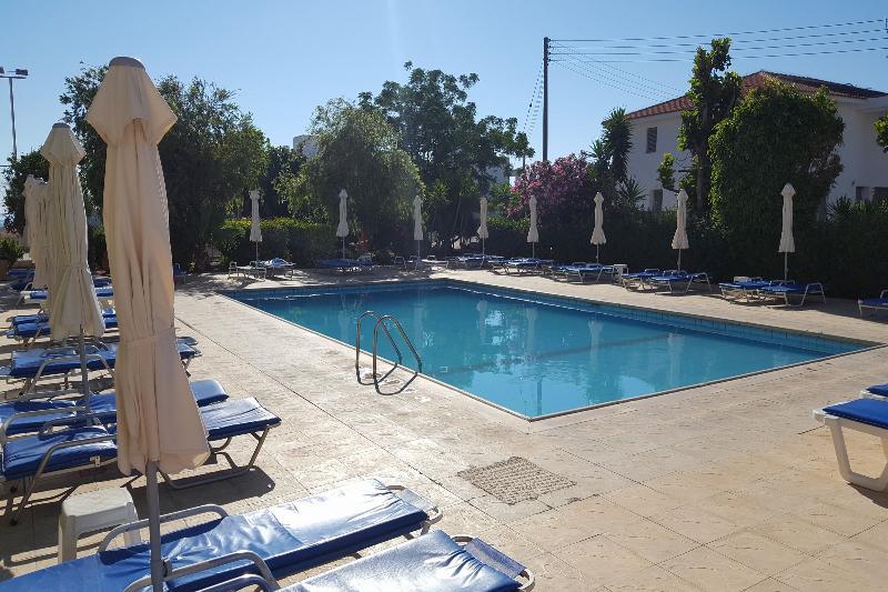 Mandalena Hotel Apartments Protaras Bagian luar foto