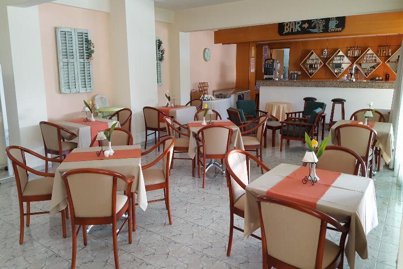 Mandalena Hotel Apartments Protaras Bagian luar foto