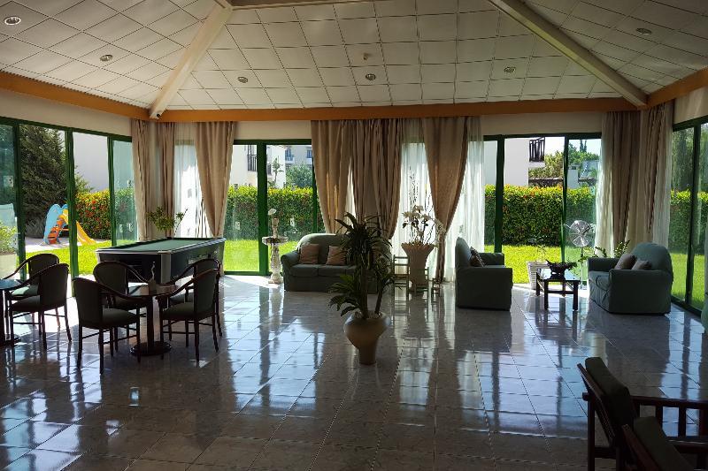 Mandalena Hotel Apartments Protaras Bagian luar foto