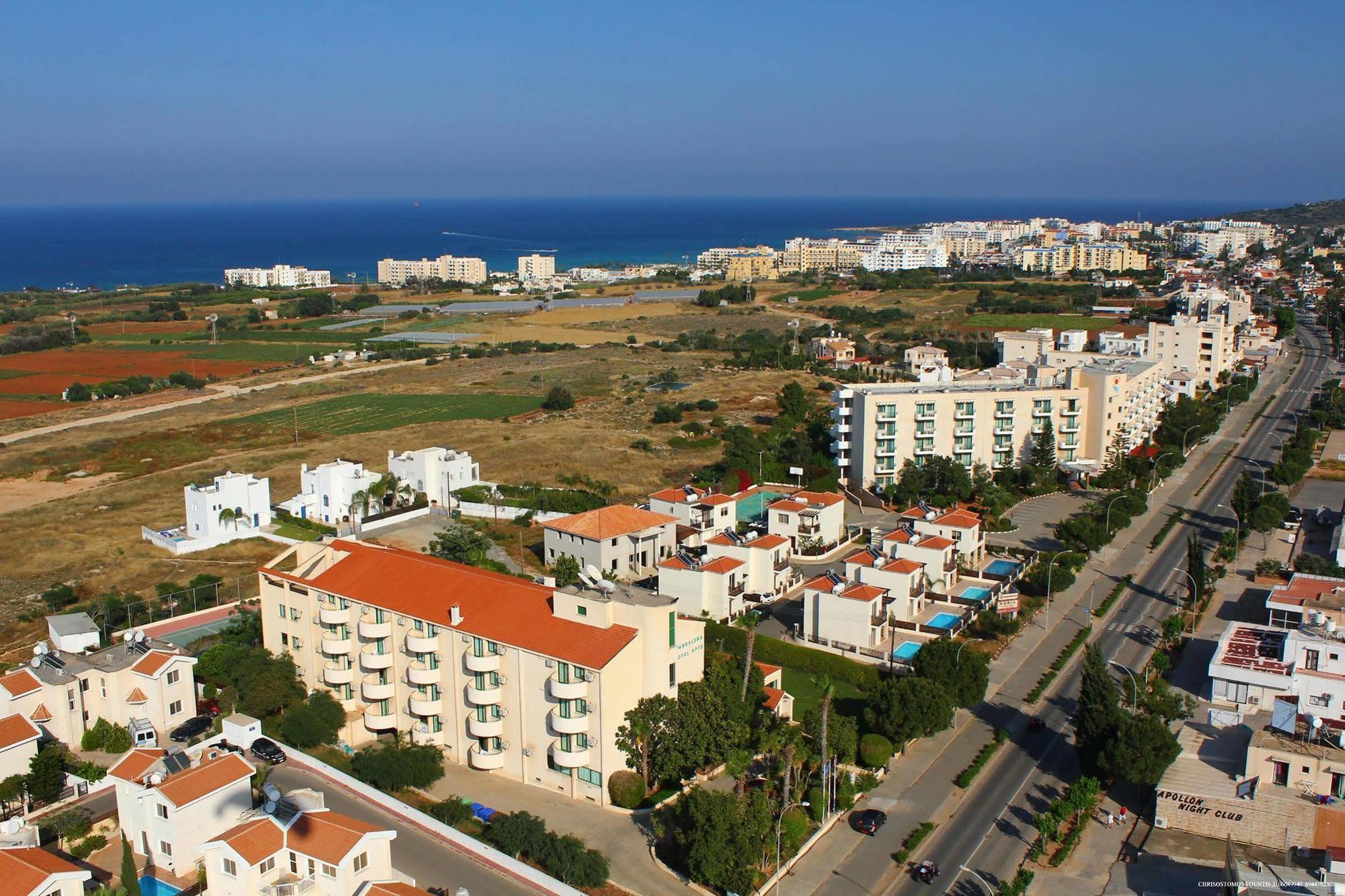 Mandalena Hotel Apartments Protaras Bagian luar foto